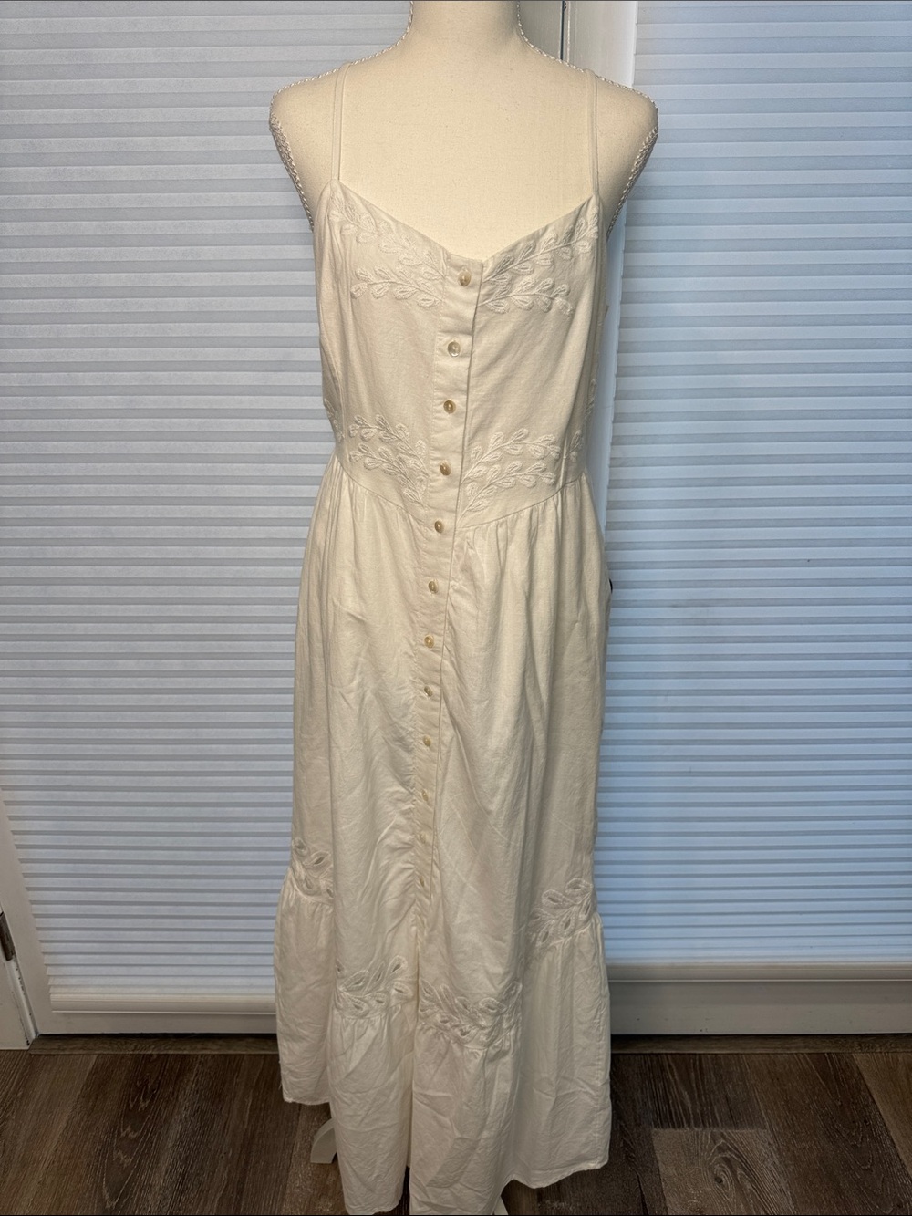 Z Supply White  Embroidered Button-Front Maxi Dress MK1325